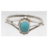 Sterling Silver and Turquoise Ring - 0.94 grams