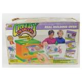 * 8 Molds with Creepy Crawler Workshop