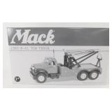1st Gear 1/34 Scale 1960 Mack B-61 Tow Truck,