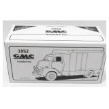 First Gear 1952 GMC Insulated Van 1/34 Scale Die