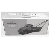 First Gear 1957 International R-200 Gin Pole /