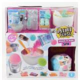 * Mini Verse Display w/ 2 Mini Spas