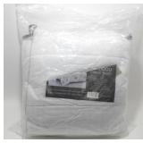 * New King Comforter