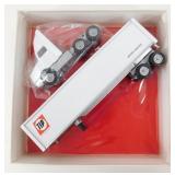 Winross 1:64 Scale Diecast Model Tractor Trailer