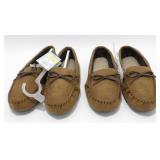 2 Pairs of Youth Size 3 Slippers