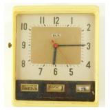 Old Lux Clock - Waterbury, Conn, USA. Works
