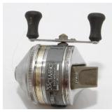 Zebco 33 Classic Spincasting Fishing Reel