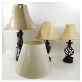 ** 3 Lamps with Shades