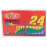 Revell 1999 Chevrolet Monte Carlo Jeff Gordon #24