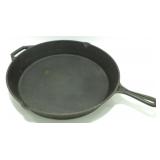 * Large 12" Cast Iron Skillet - Ozark Trail