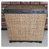 ** Offsite ** Nice Woven Rattan Clothes Hamper