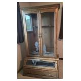 ** Offsite ** Nice Oak Gun Cabinet with Drawer,