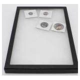 * Group of 4 Vintage Pins in Case - Nixon,