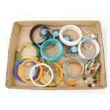 30 Bracelets - Nice