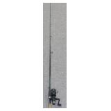 ** Zebco Quantum XL Graphite Fishing Pole with