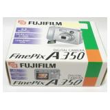 New! Fuji FinePix A350 5.2MP Digital Camera with