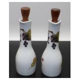 * Vintage 1961 Royal Worcester ï¿½Eveshamï¿½ Set of 2