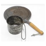 Vintage Kitchen Items: 1 & 2 Cup Sifter,
