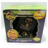 Vintage "Howlin