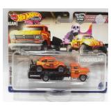 NIB Hot Wheels VW Baja Bug & Horizon Hauler - Die