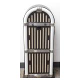 ** Arts & Sounds Classic Looking Jukebox Speaker