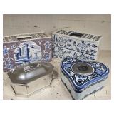CW Colonial Williamsburg, 2 Porcelain Delft