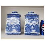 2 Blue Willow style porcelain tea caddy by