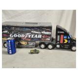 Goodyear Toy Tractor Trailer marchbox / Hot