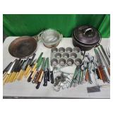 Aluminum Wagner Dutch Oven, Aluminum muffin pan,