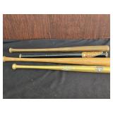 4 Louisville Sluggers 3 have signatures 2