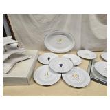 Pottery Barn Lot - 2 three tier star  sna k