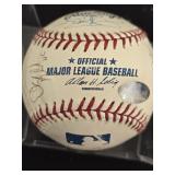 Orioles Team Ball Autograph curca 2004 - B. J.