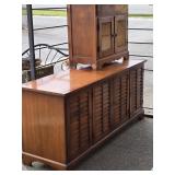 Louver Front cabinet and well top potting stand