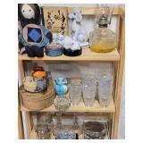 Lot- oil lamp,  Amish Doll, 4 press glass cup