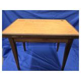 Ducks Unlimited side table, top has faded,