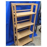 Maple shelf folds flat look at pictures for more