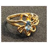 10 K gold ring with Blue Zircon stone  with