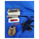 Swiss Army knife Recruit,  USN Brass lock no key,