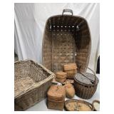 Basket lot - large rectangular with handles,