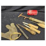 Oyster Schucking tools, hammer, 5 knives and