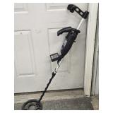 Metal Detector missing onw battery cover look at