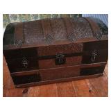 Dome top trunk