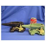 2 McCoy 1953 Anvil planters measures 8.5"ï¿½4" 3"h