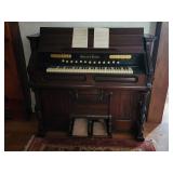 Pump organ