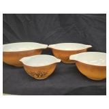 Pyrex Nest of 4 Cinderella Mixing Bowls "Old
