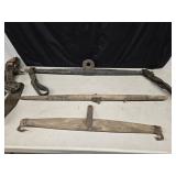 3 wood ox yoke single trees and q leather harness