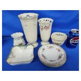 Lenox reticulated vase 8.5