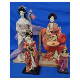 3 Geisha dolls and 1 Thailand dancer. Have dust.