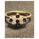 14K gold ring with Sapphires and clear stones in