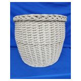 White wicker round rattan basket  / planter.  13"